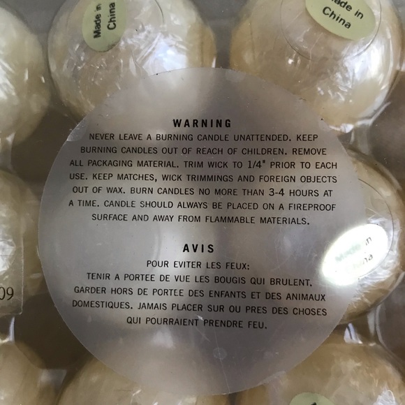 New Pottery Barn IVORY sphere candles Set of 12. each is 1" in diameter - Picture 4 of 6